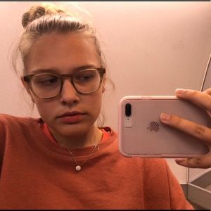 Meet your Posher, Grace